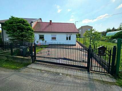 Stylowy dom z wyposażeniem w Zbylitowskiej Górze