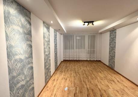 2-pokojowe mieszkanie z balkonem.