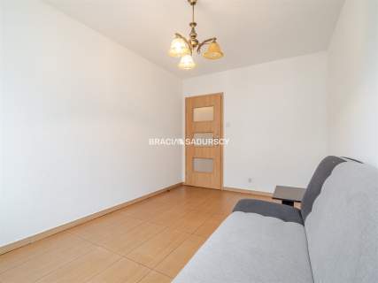 2 pok oddzielne 48m2 z garazem