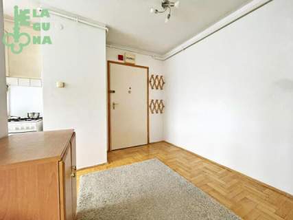 Kawalerka Gdynia Karwiny pierwsze piętro 29,7m2