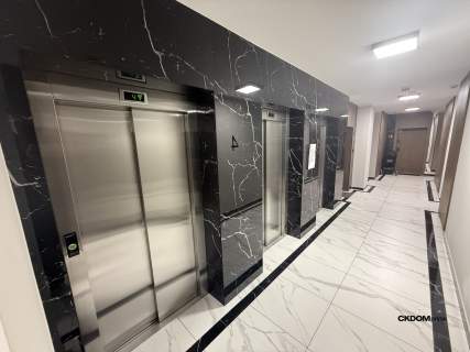 Plaza Tower II 56,12 m klimatyzacja garaż