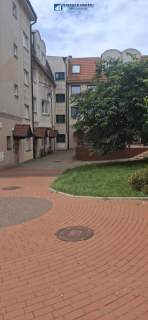 mieszkanie 82m kamienica w Rynku Polkowice
