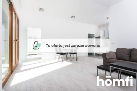 Dwupokojowe z ogródkiem w ścisłym centrum
