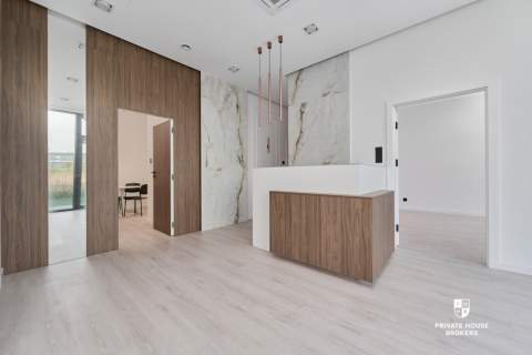 Lokal 89m2 z witryną - MINIMAXY obok Lotniska