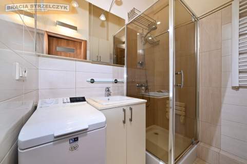 Studio 38,8 m Kamienica przy Politechnice