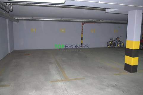Słoneczne studio dla singla przy lesie, parking