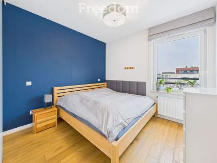 4-pokojowy apartament z tarasem i garażami