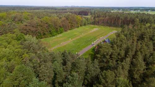 Działka 585m2 w środku lasu