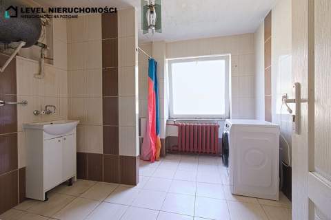 Dom na wsi Młynarska Wola