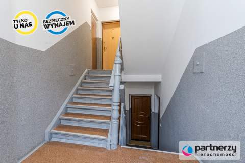3 pokoje 10m2 piwnicy miejsca parkingowe