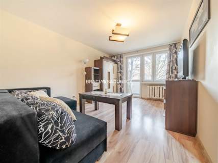 Wynajem 3 pok 47m2 balkon os. Wysokie