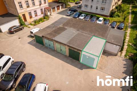 Penthouse z fotowoltaika i szklanym sufitem