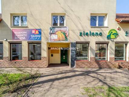 Budynek handlowo-mieszkanly Centrum Skawiny