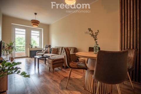 Mieszkanie 3 pokoje, 67 m , balkon