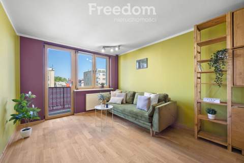2 pokoje 37,2 m Balkon 2 piwnice Centrum