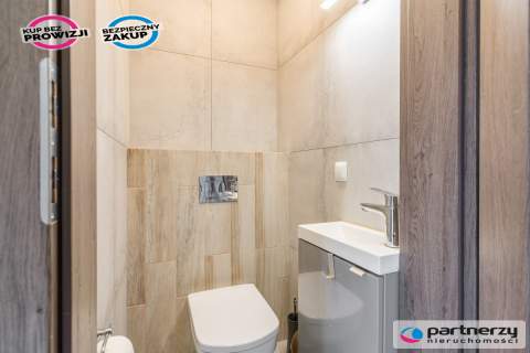 Wolnostojący dom parterowy - fotowoltaika