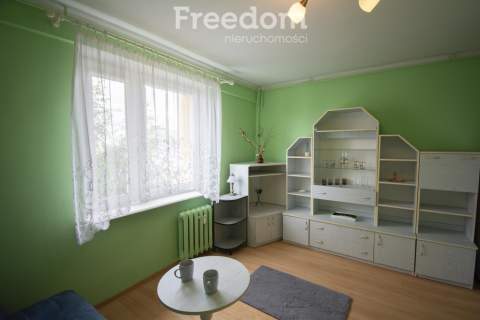 OKAZJA 2 pokoje z osobną kuchnią i balkonem
