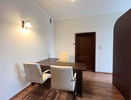 Lokal biurowo-usługowy w Centrum ul. Dąbrowskiego