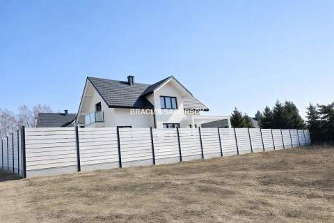 Nowoczesny dom z ogrodem 155m2