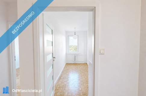 43,8 m 3 pokoje loggia Stegny piętro 9 widok po horyzont
