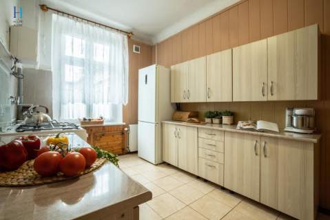 4 pokoje, 103 m - centrum Łodzi, kamienica