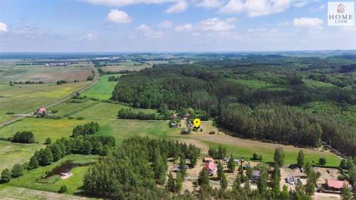 Samborowo, w otulinie lasu, blisko Ostródy.