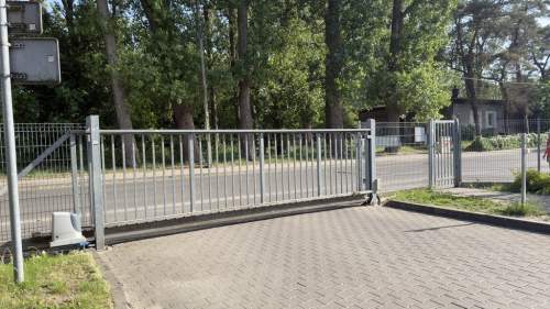 Przytulne 2 pokoje Czynsz 200 zł