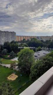 2 pok mieszkanie przy DH Wanda 