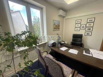Wysoki standard,recepcja,dostęp24h,parking,ochrona