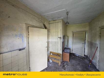 Pierławki - urokliwe siedlisko z duszą i ruinami