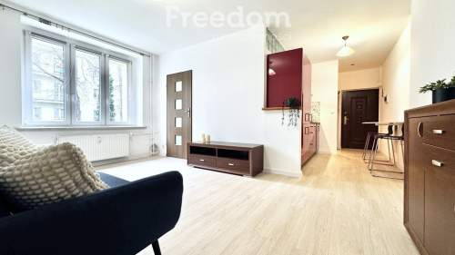 2 pokoje niski blok balkon CO miejskie