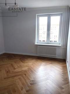 Biuro 82m2 po remoncie przy Placu Konstytucji 