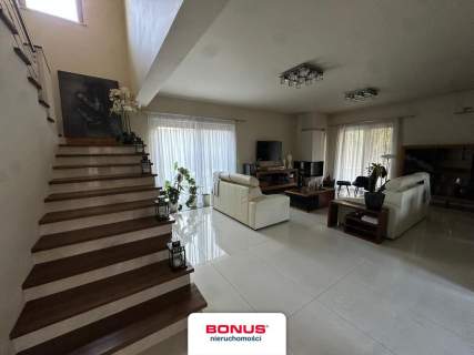Komfortowy dom 185m2 przy jeziorze