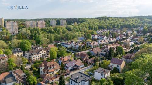 Dom bliźniak z 2 mieszkaniami blisko SKM