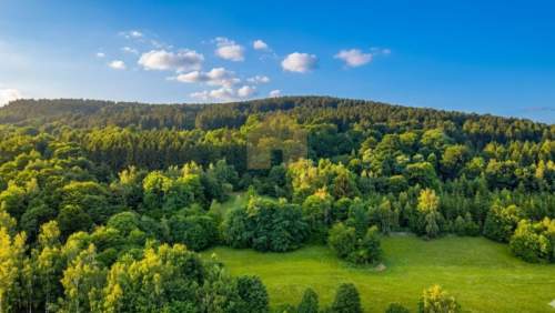 Urokliwa działka w górach z piękną panoramą gór