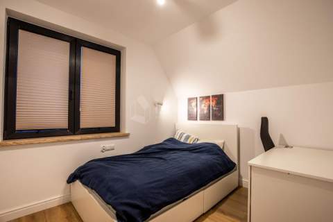 Przytulny dom, 170m2. Dostępny od 1 września.