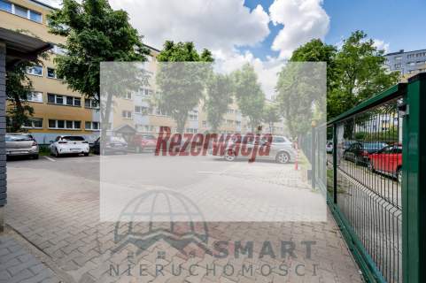 Rozkładowe M3 z balkonem na ogrodzonym terenie