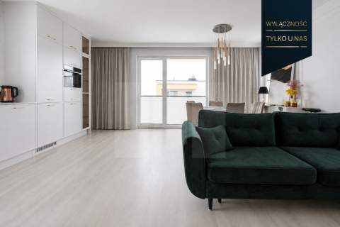 Wysoki standard Balkon 3 pokoje