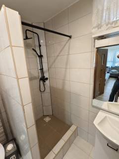 Wynajmę mieszkanie po remoncie w budynku wolnostojacym
