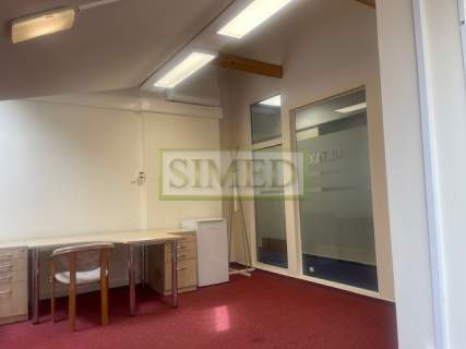 Wysoki standard,dostęp24h,parking,recepcja,cisza