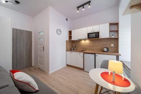Piotrkowska 37, Śródmieście, słoneczna kawalerka
