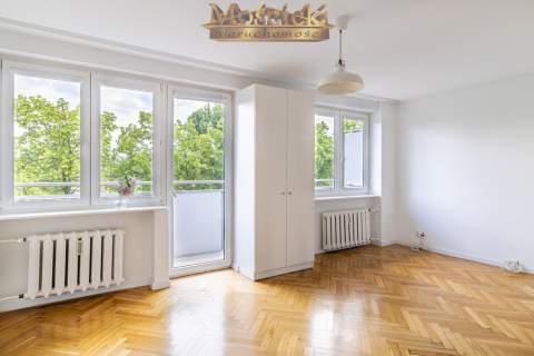 Wynajem 30m winda, balkon ul Matejki przy Sejmie