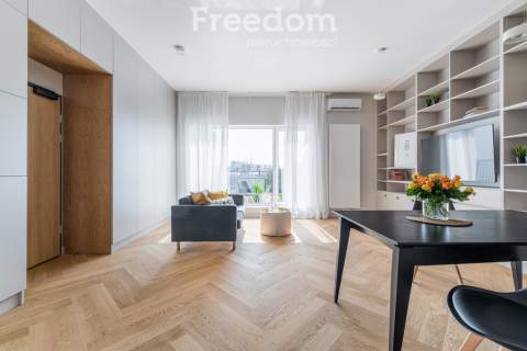 Nowoczesny apartament, 3 pok., klimatyzacja, garaż