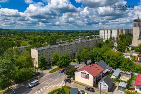 3-POKOJOWE MIESZKANIE NA PIERWSZYM PIĘTRZE W ŚWIET