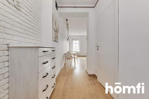 2pok. mieszkanie w kamienicy przy pl. Grunwaldzkim