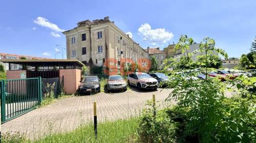 Duza kawalerka w centrum Psiego Pola