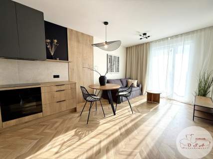 36 m przy lesie Skrytyka Parking