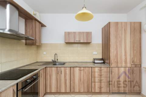 Ursynów ul. Alternatywy 6 72m2 garaż komórka