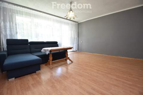 Mieszkanie 3 pokojowe, parter, 64m2, 2 garaże,