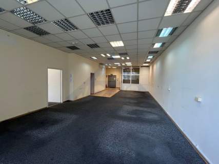 Magazyn z biurem, Bielany